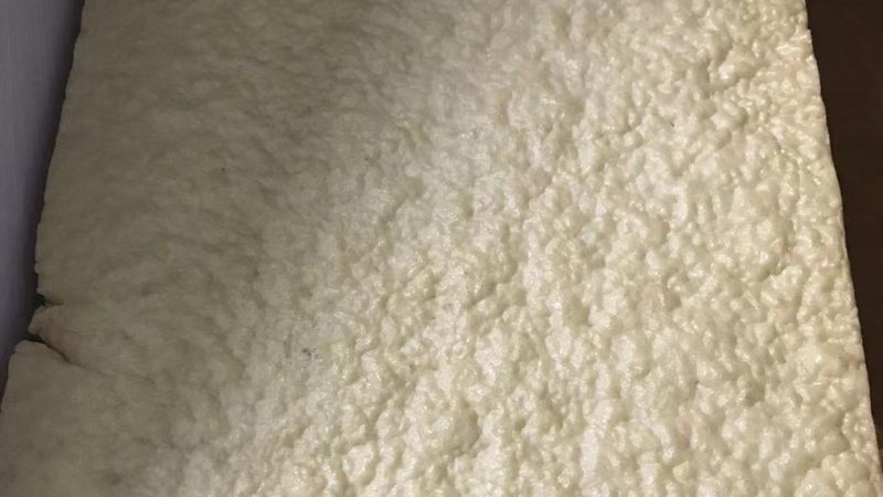 JS防水涂料用量规范解析：合理应用，保障工程质量
